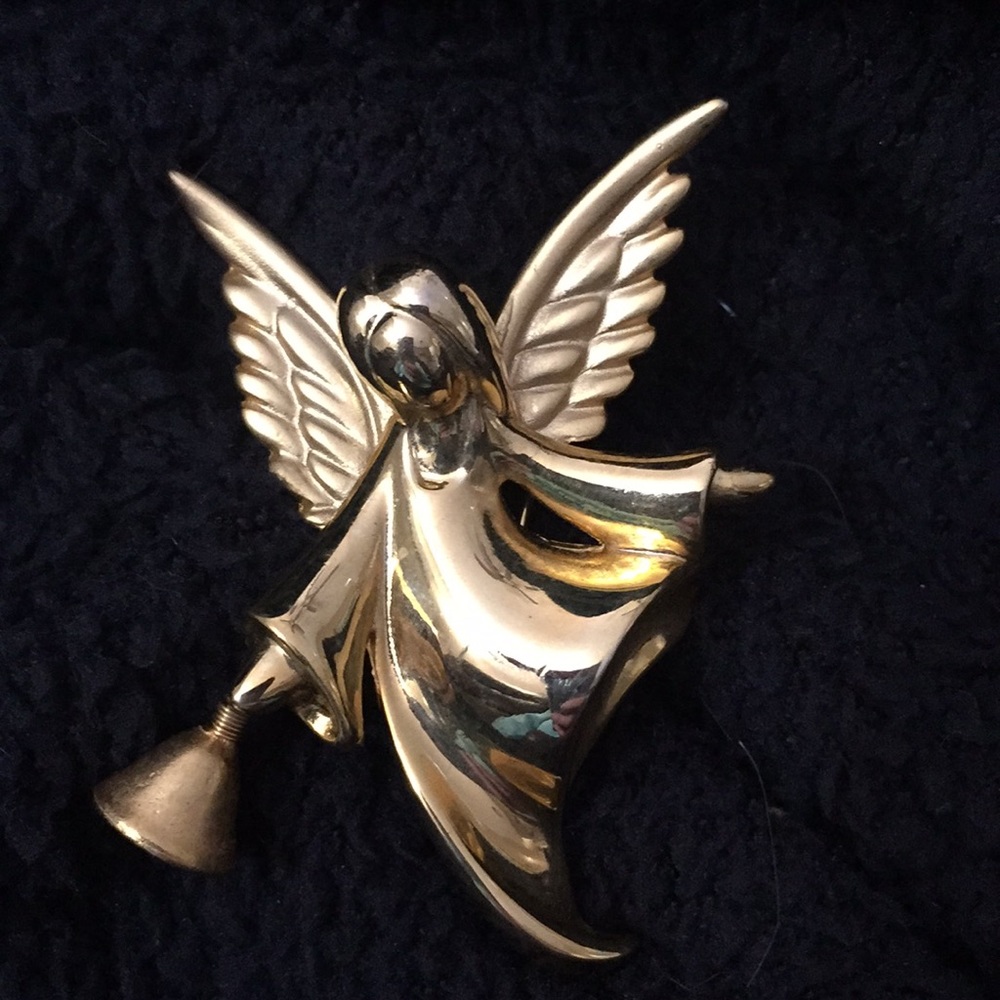 Gold Angel Pin